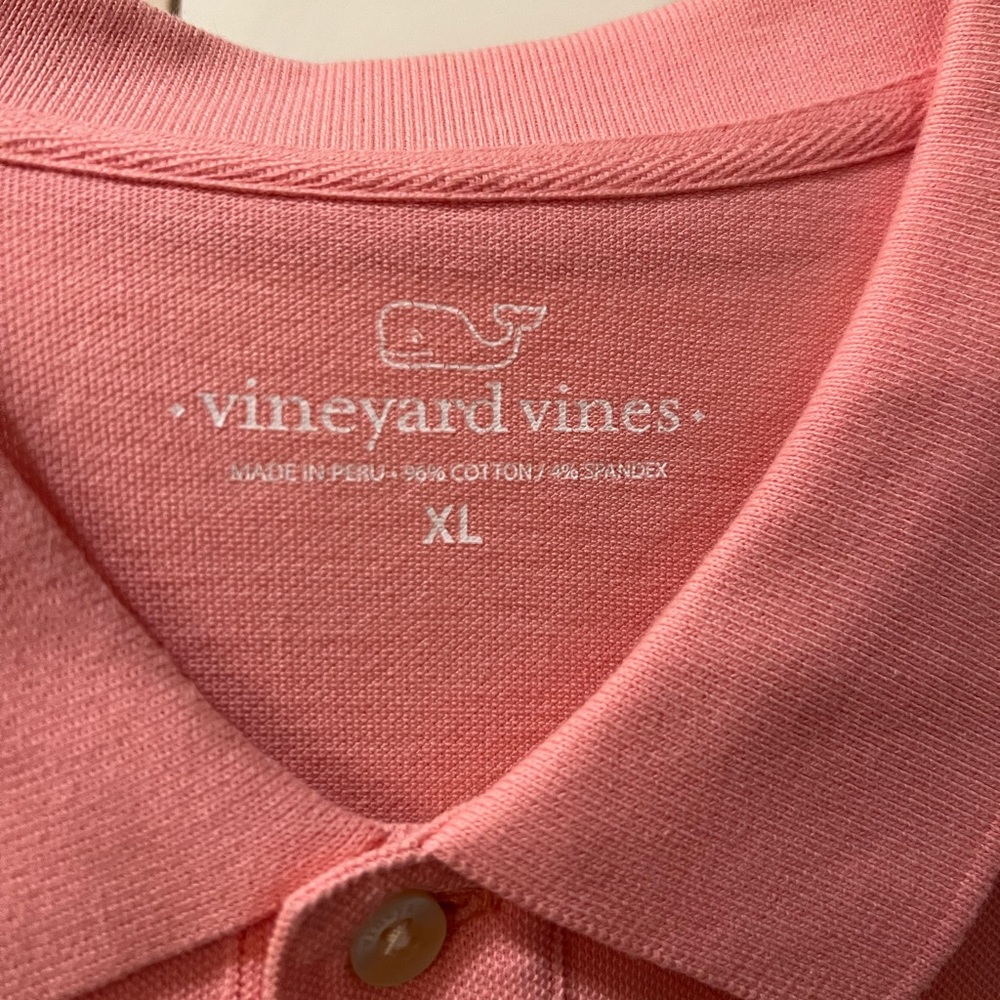 Men’s Vineyard Vines polo